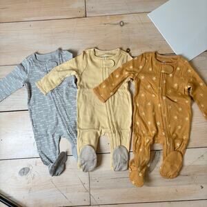 Cloud Island NWOT 3-Pack Baby Sleepers Yellow, Yellow, Gray Size 0-3 Months